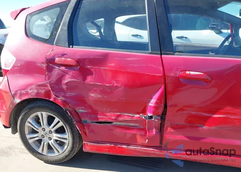 2010 Honda Fit Sport z USA, uszkodzony, nr VIN JHMGE8G47AC003550